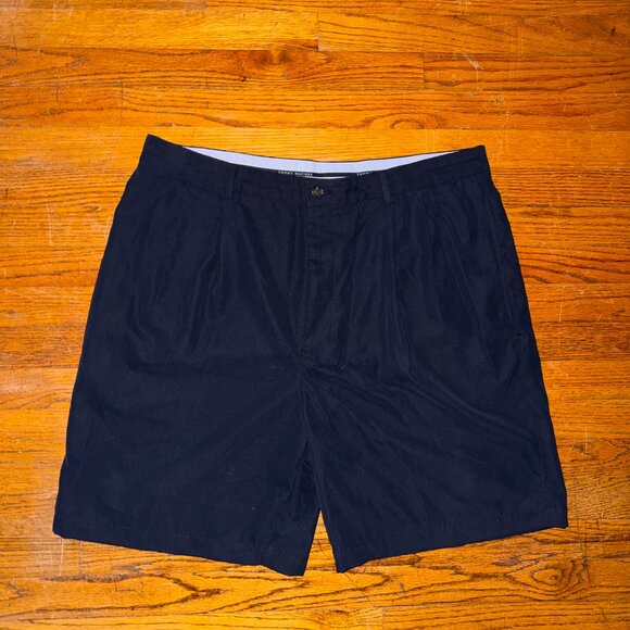 Tommy Hilfiger Shorts Size 40 | Used Condition - Picture 1 of 3